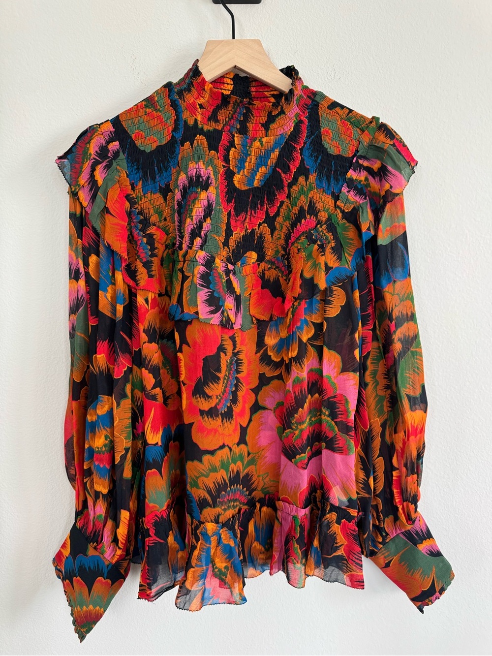 Farm Rio Vibrant Floral Smocked Ruffle Boho Statement Blouse Whimsical Large
